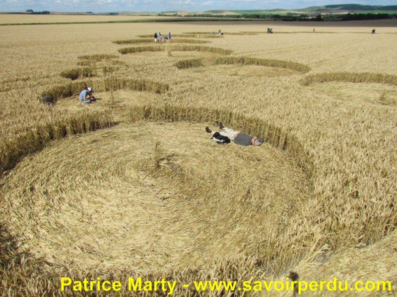 Etchilhampton (2), Wiltshire crop circle, aerial photo 47